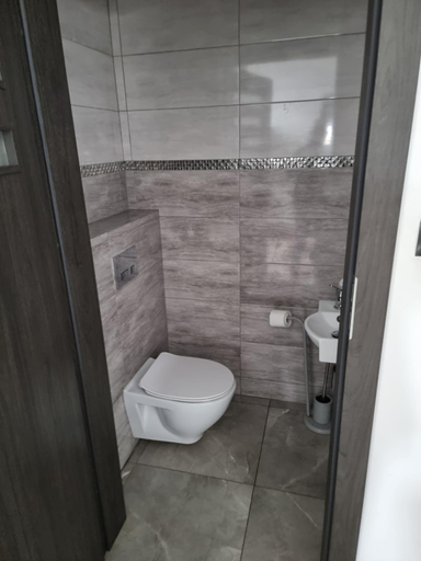 Bathroom 3, Noclegi 24/h Leszczynek, Kutno