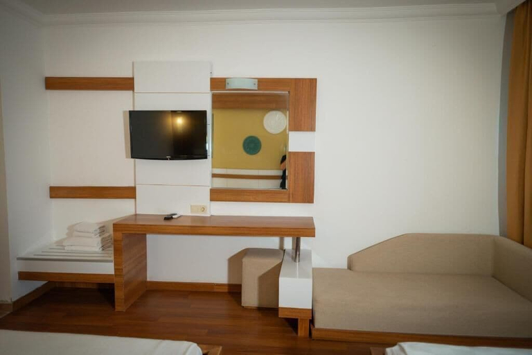 Bedroom 2, Club Golf Hotel - All Inclusive, Manavgat