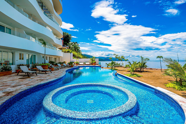 Pool 3, Exceptional Waterfront Condo With Pool, Balcony, Fitness Area, & W/D, Puerto Vallarta