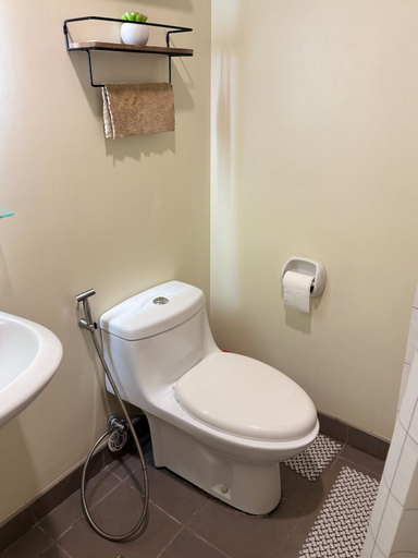 Bathroom 4, Modern Comfort at Avida Towers Riala, Cebu City