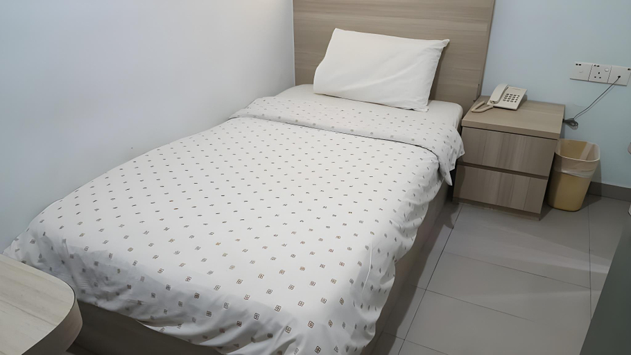 4, Hotel Zamburger Kozi Danga Bay, Johor Bahru