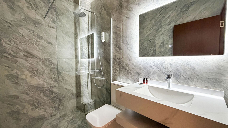 Bathroom 5, Makadam Hotel, Prizren