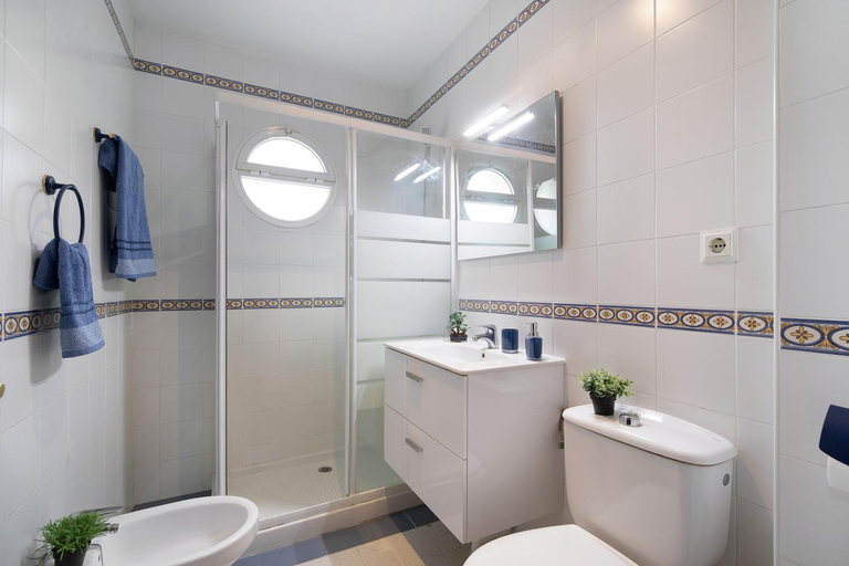 Bathroom 3, Apartment Huerta del Obispo, Cádiz