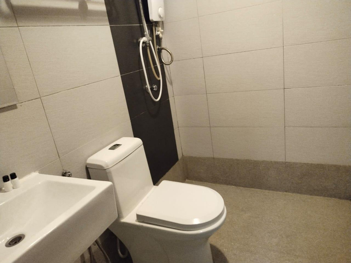 Bathroom 3, New Bangi Gateway Hotel, Hulu Langat