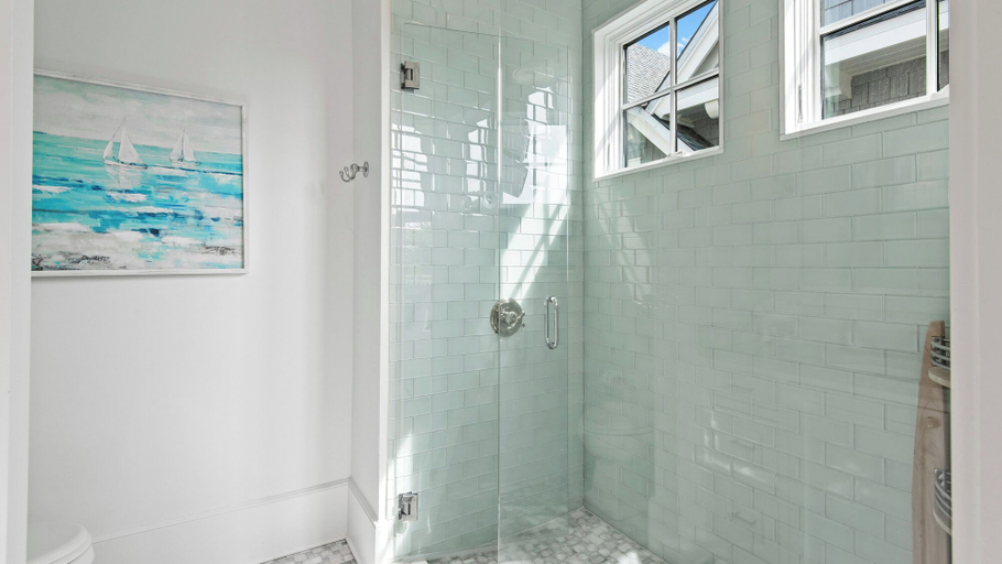 Bathroom 5, Watersound 4BR w/ Heated Pool, Golf Carts & Bikes - Sleeps 12, Walton