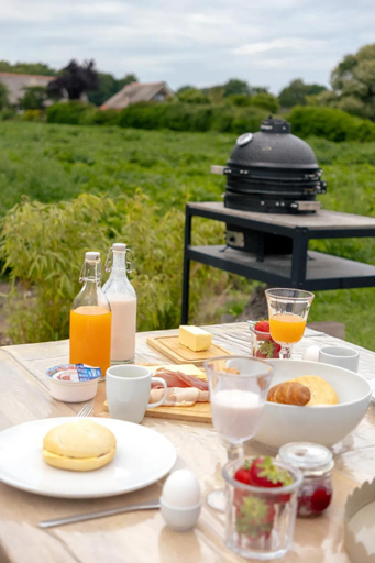 Food & Drinks, B&B de Gouden Ploeg met Jacuzzi, Hardenberg