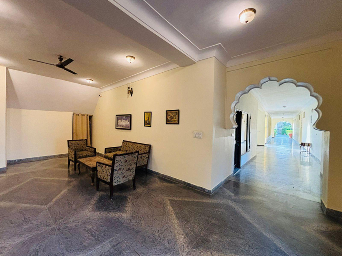 Public Area 3, Hotel Moti Mahal, Ajmer