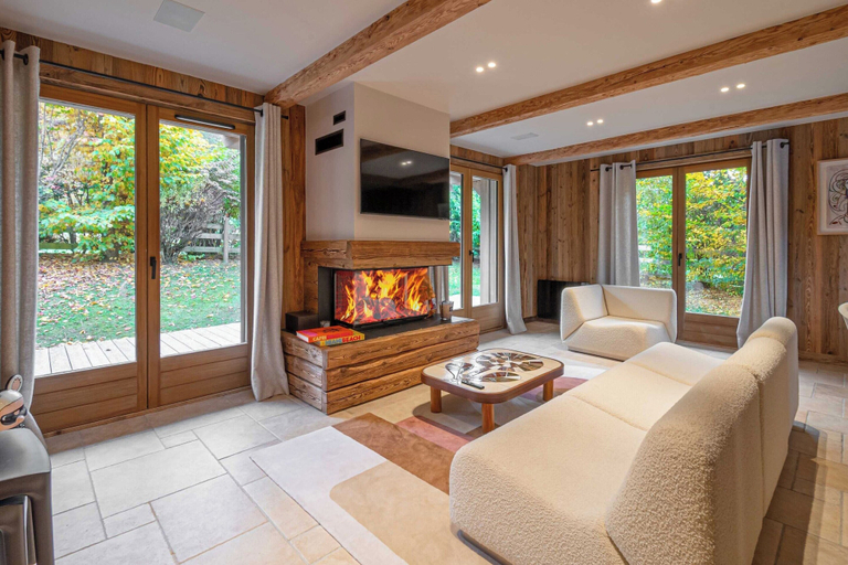 Living area 2, Superb Chalet Isatis, Renovated in Megeve, Haute-Savoie