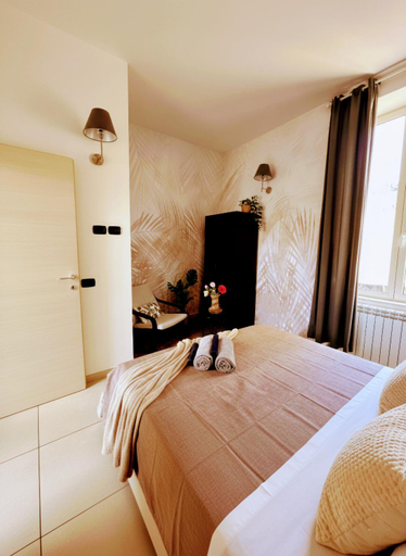 Bedroom 2, 99 Scalini, Napoli