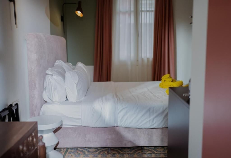 Others 1, Bugan - Villa Athens, Attica
