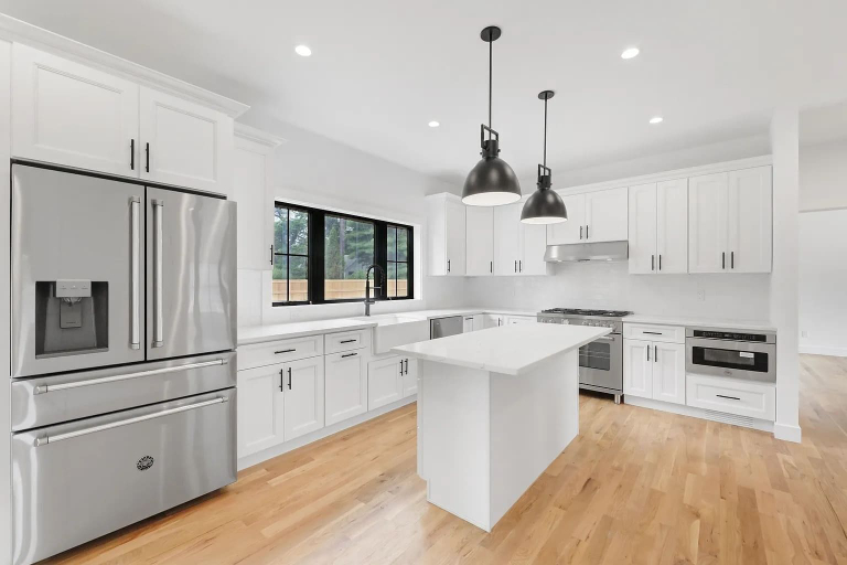 Interior 4, Summit Vista by Rove 4BR Home W/patio & Pool, Suffolk