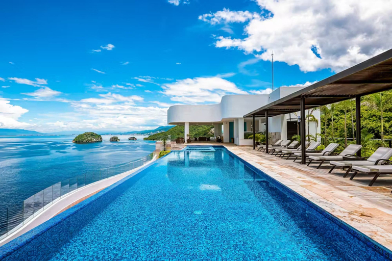 Pool 2, Oceanfront Condo With Huge Balcony, Sweeping Ocean View & Amazing Pool, Puerto Vallarta
