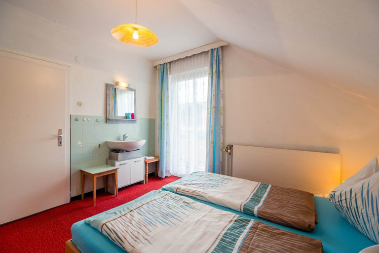 Bedroom 4, Holiday Apartment in Tropolach, Hermagor
