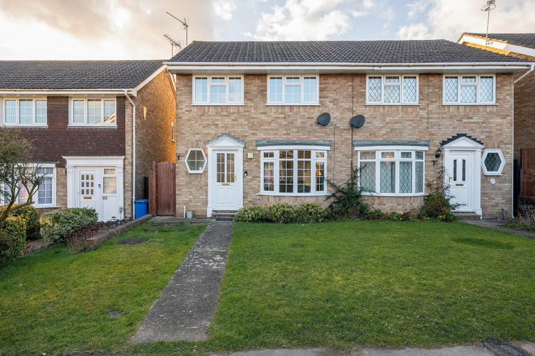 Exterior 4, Charming 3 Bed Hse Family and Long Stay, Windsor and Maidenhead