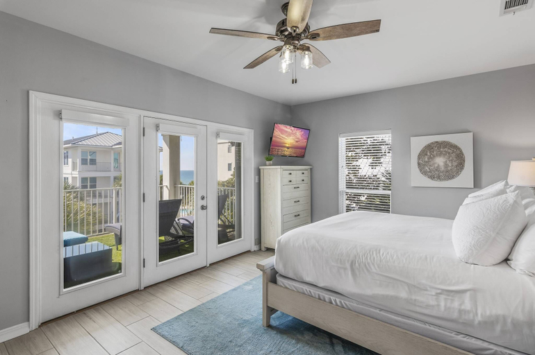 Room 2, 5BR Home w/ Pool Table in Seagrove - Steps From the Beach & Pool - Sleeps 12, Walton