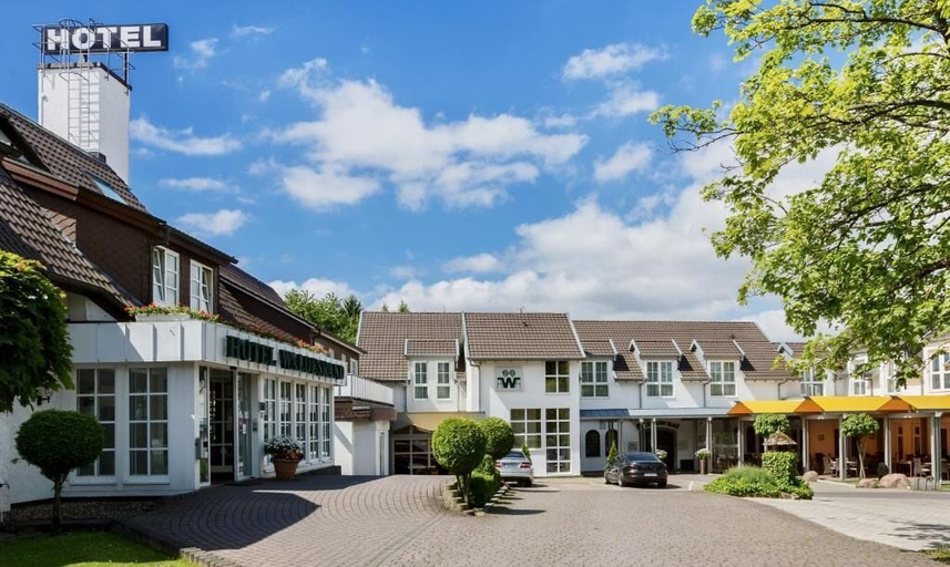 Exterior & Views 2, Hotel Waldesrand, Herford