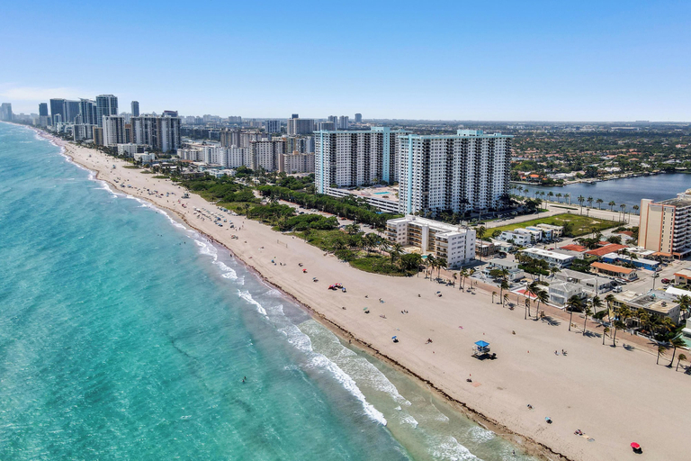Beach 5, Oceanfront Residence by Atlantikos, Broward