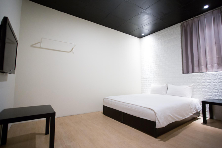 Others 4, Ais Small Stay, Taichung