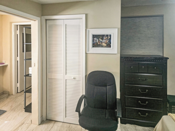 Interior 4, Studio Efficiency Apartment, Saint Lucie