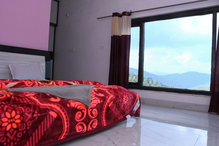 Room 5, SD Motel, Nainital