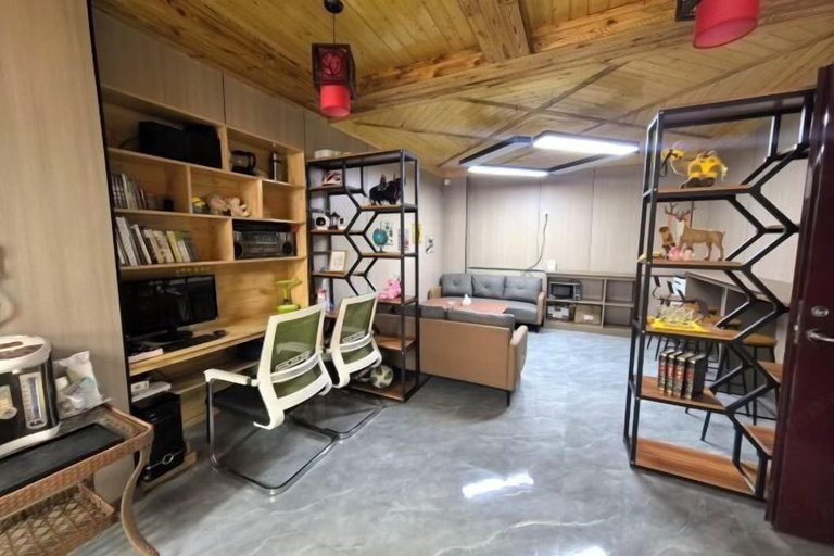 Others 5, XingYuan Hostel, Zhangye