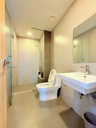 Bathroom 2, EMERALD CELADON 2PN 2WC, Tan Phu