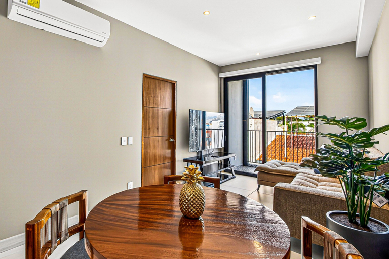 Living area 5, Modern Condo With Rooftop Pool, Balcony, gas Grill & gym Access, Puerto Vallarta