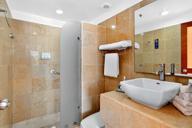 Bathroom 3, Relaxing Coastal Escape With Panoramic Views, Pool, hot tub & Sunny Terrace, Puerto Vallarta