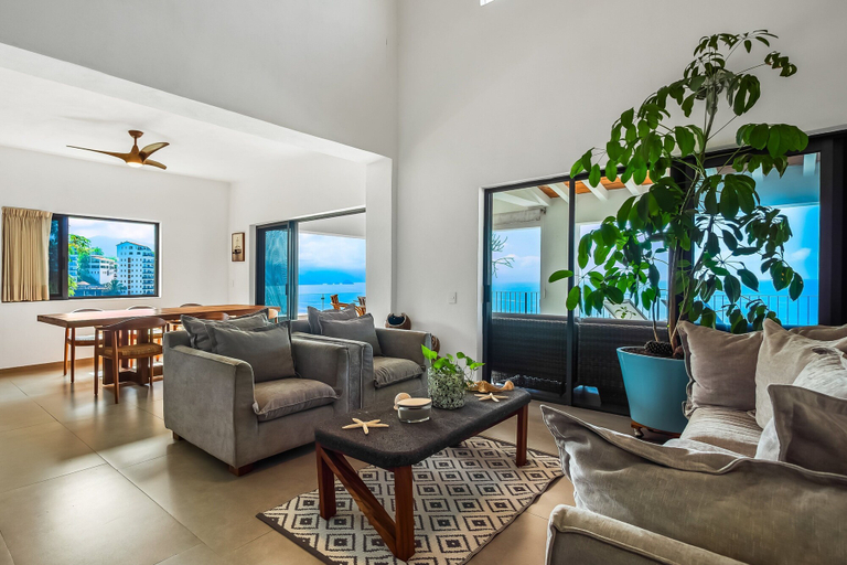 Living area 4, Bright Ocean-view 2-story Condo Near Beach With Pool, Balcony & Full Kitchen, Puerto Vallarta