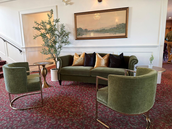 Public Area 2, Crown Mansion Boutique Hotel & Villas, Nanaimo
