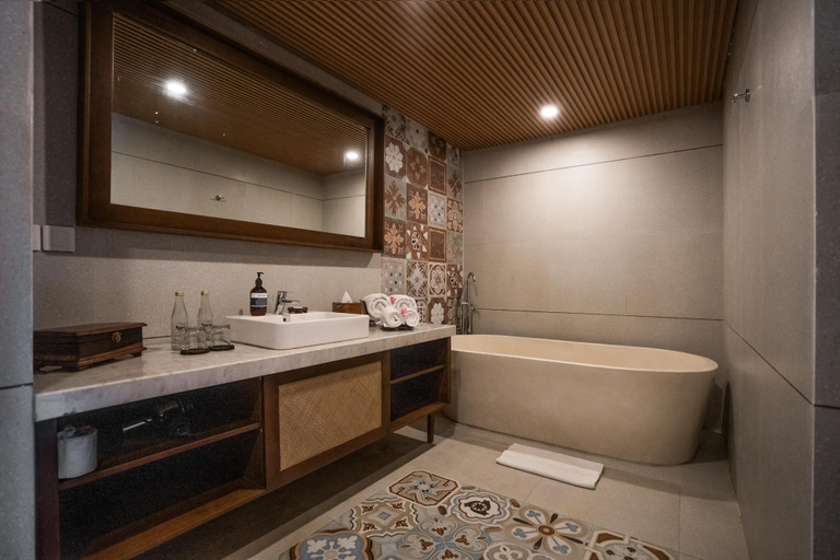 Bathroom 5, Nirwana Beach & Resort, Karangasem