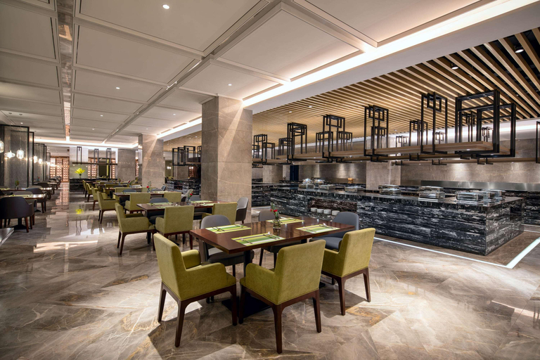 Food & Drinks, Ramada Wyndham Zhengzhou Xinzheng, Zhengzhou