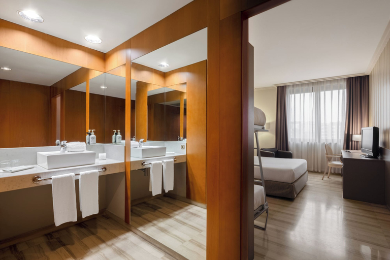 Bathroom 4, Hotel SB Ciutat Tarragona, Tarragona