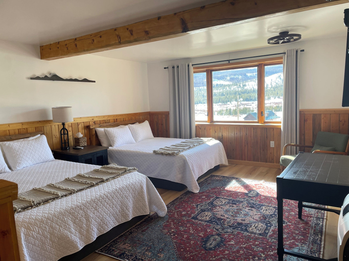 Bedroom 3, Lava Mountain Lodge, Fremont