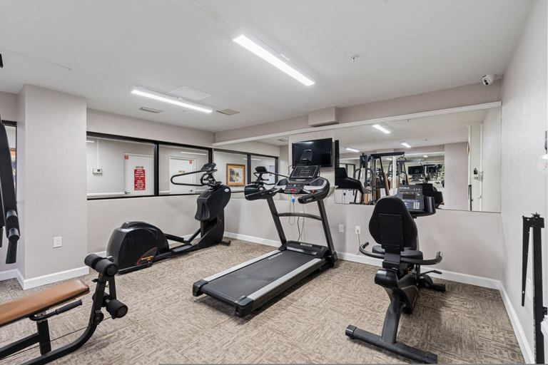 Room 5, Ocean View 2BR Condo Daytona Shores FL Sleeps 4, Volusia