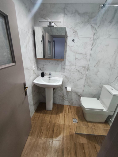 Bathroom 3, Hector's Studios, Ionian Islands