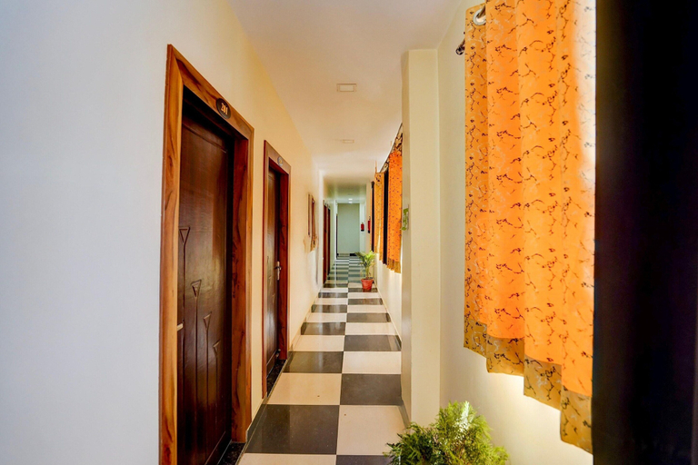 Interior 5, Classic Hotel Shimla Grand, Lucknow