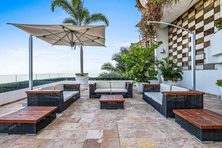 Terrace/patio 2, Upscale Coastal Suite With Private Terrace, Ocean Views, Pool & hot tub, Puerto Vallarta