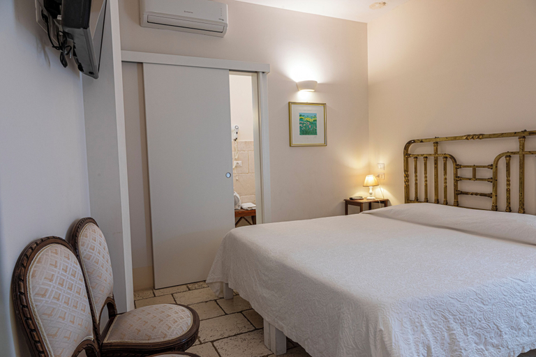 Bedroom 4, Palazzo Didonna - dimora storica, Bari