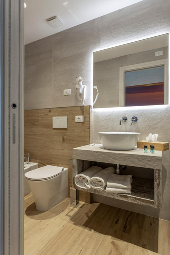 Bathroom 3, Hotel Negretto, Venezia