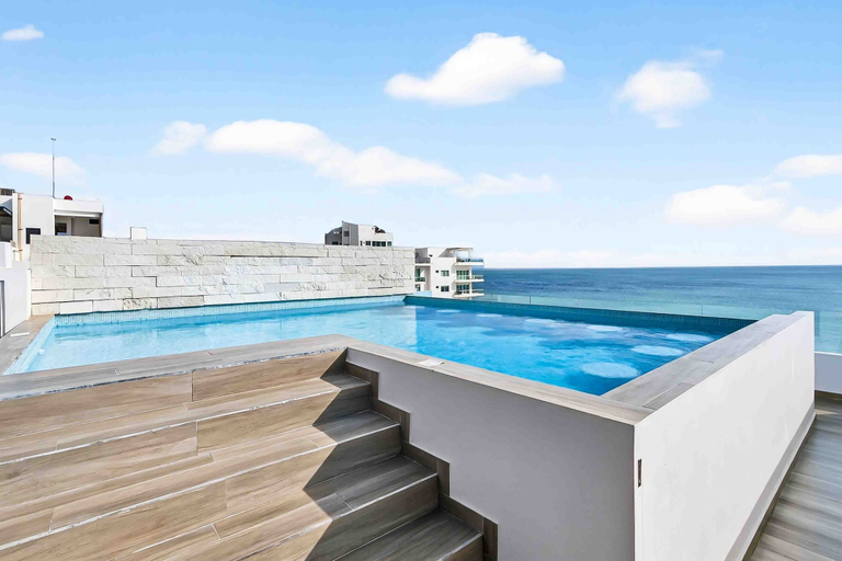 Pool 4, Relaxing Condo With Rooftop Pool, Oceanview Balcony & Walkable Beach Access, Compostela