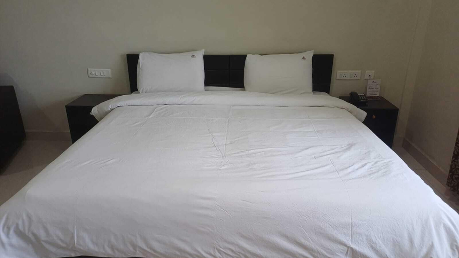 Bedroom 2, Hotel Tamilnadu Trichy, Tiruchirappalli