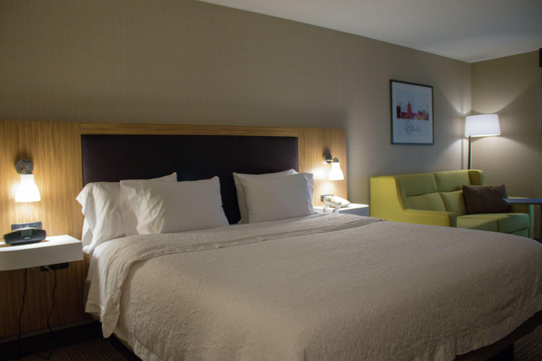 Bedroom 3, Hampton Inn Boise - Airport, Ada
