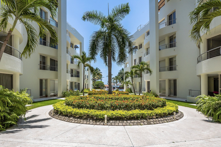 Exterior 5, Chic Coastal Condo With Private Balcony, Pool Access & Steps to the Beach, Compostela