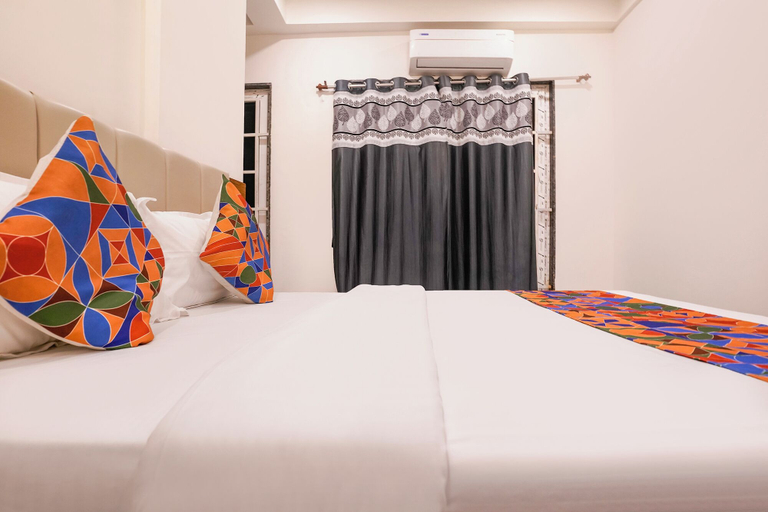 Room 5, Fabhotel Vishwas, Aurangabad