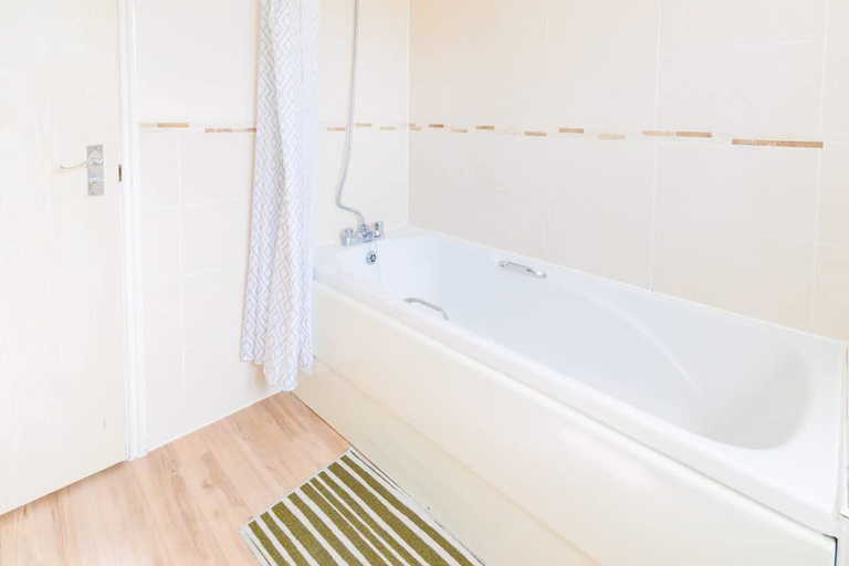 Room 3, Orhcid 4BR 5BR if Sofabed NR A14 M11, Cambridgeshire