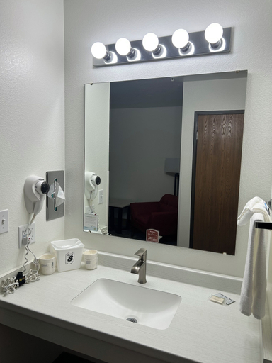 Bathroom 4, Super 8 by Wyndham Montpelier, Bear Lake