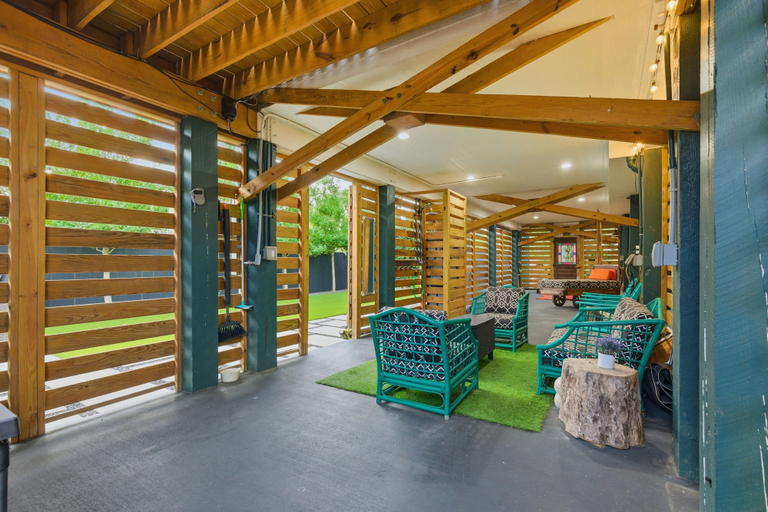 Property amenity 3, Treehouse Splash, Galveston