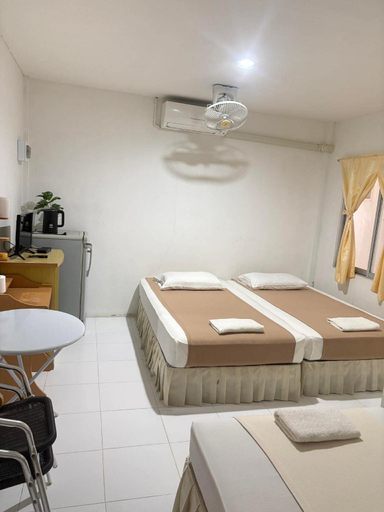 Others 4, Tharnvara Resort , Bang Saphan