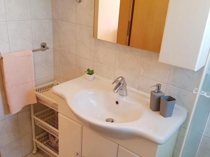 Bathroom 2, Cozy Apartment Neda, Pakoštane